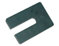 1/4in. x 3in. x 4in.1/4in. x 3in. x 4in. in. Semi Solid Plastic Horseshoe Shim